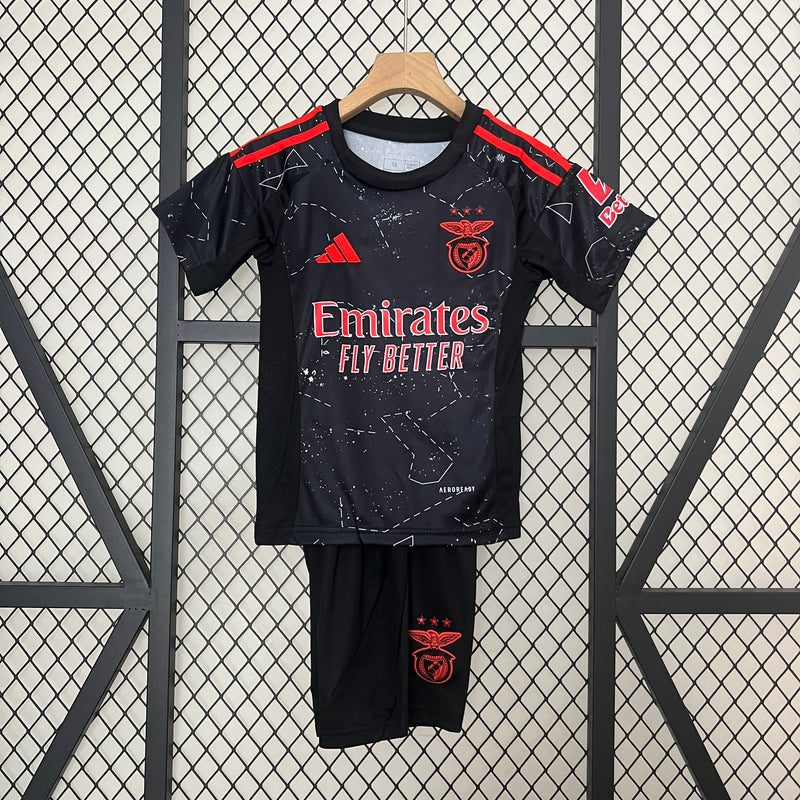 KIT INFANTIL DO BENFICA 24/25 PRETO