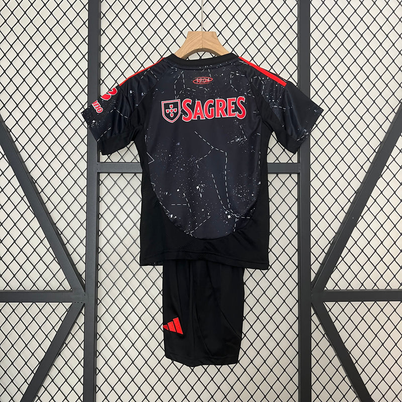 KIT INFANTIL DO BENFICA 24/25 PRETO