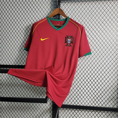 CAMISETA RETRO PORTUGAL 2006 ROJA 