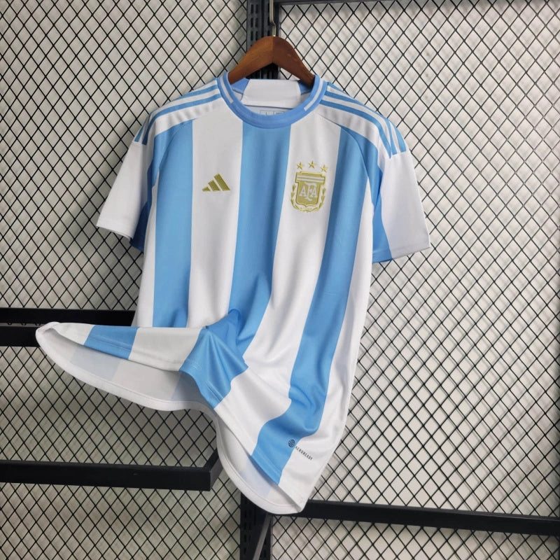 CAMISETA SELECCIÓN ARGENTINA 24/25 AZUL Y BLANCO